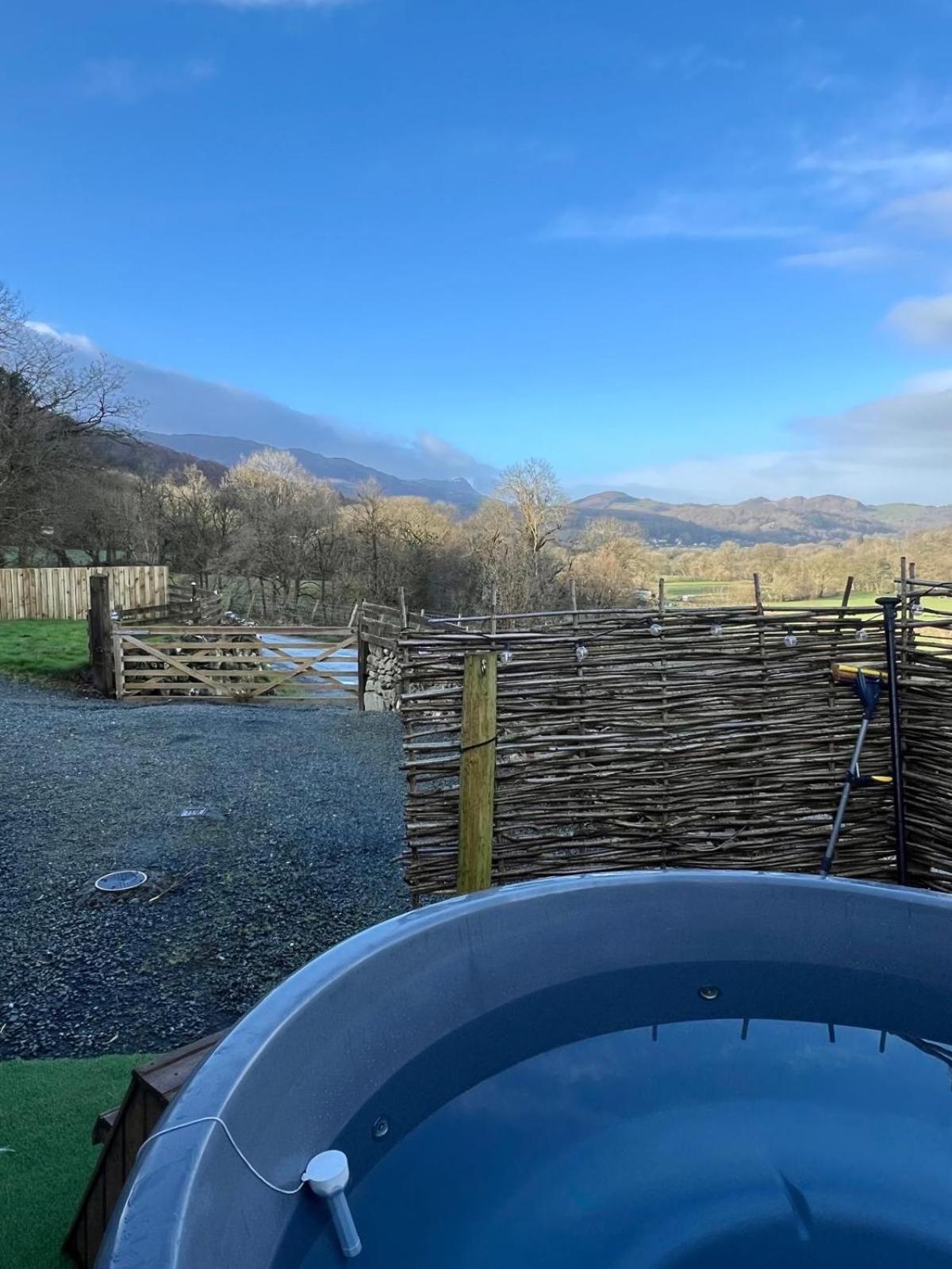 Cader Mountain View Cottage With Hot Tub In Snowdonia Долгелай Екстериор снимка