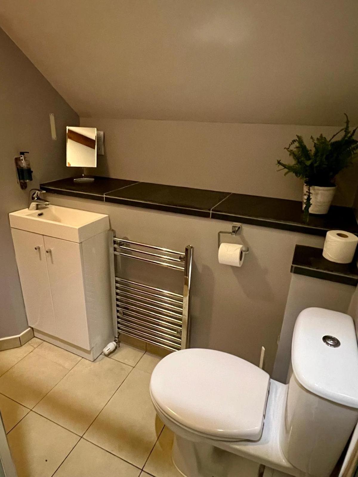 Cader Mountain View Cottage With Hot Tub In Snowdonia Долгелай Екстериор снимка
