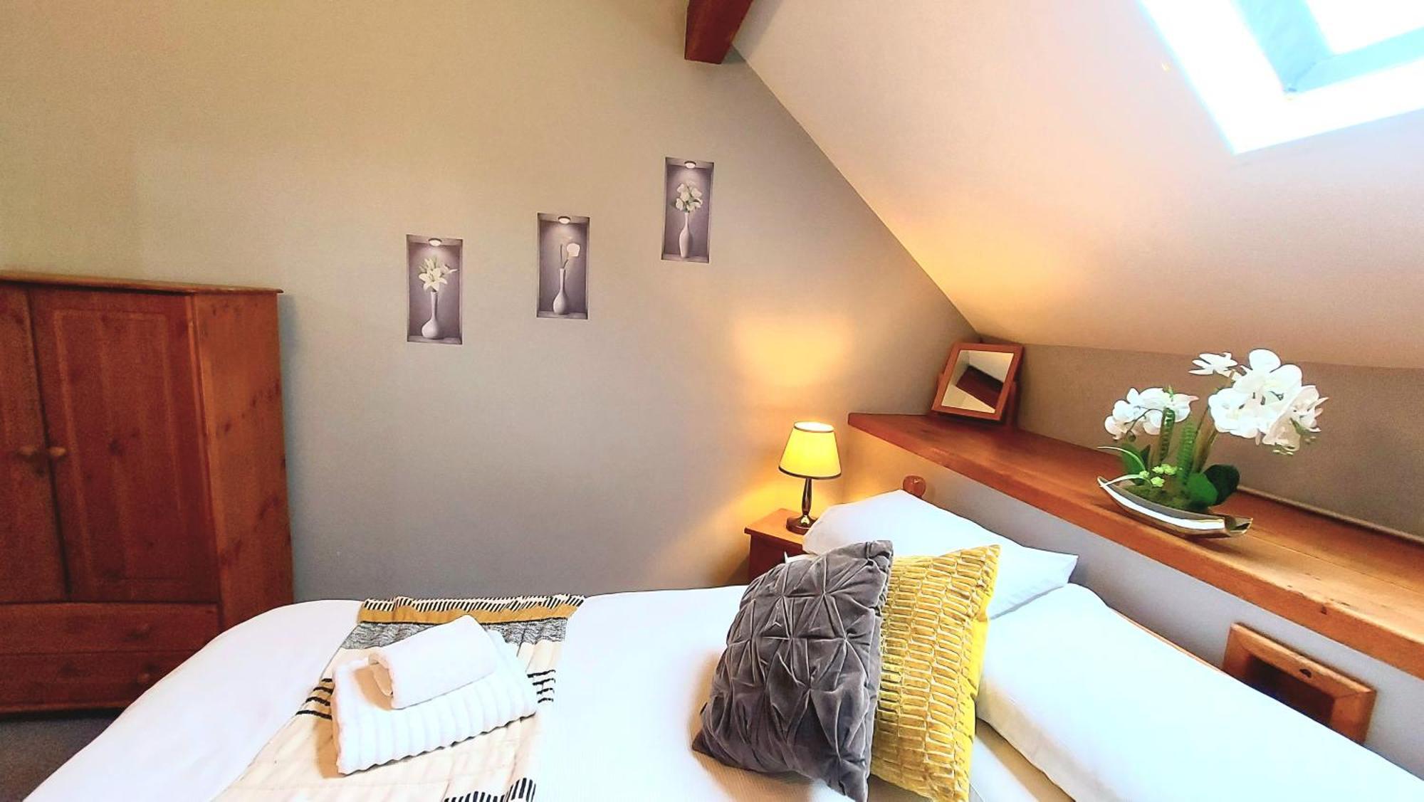 Cader Mountain View Cottage With Hot Tub In Snowdonia Долгелай Екстериор снимка